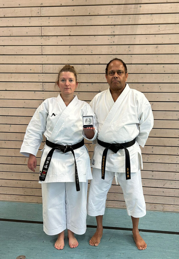 Cheftrainerin Oxana mit Shihan Athula